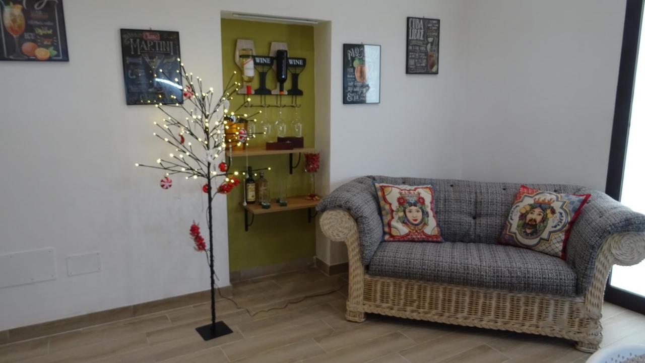Il Giardino Segreto Apartment ปาแลร์โม ภายนอก รูปภาพ